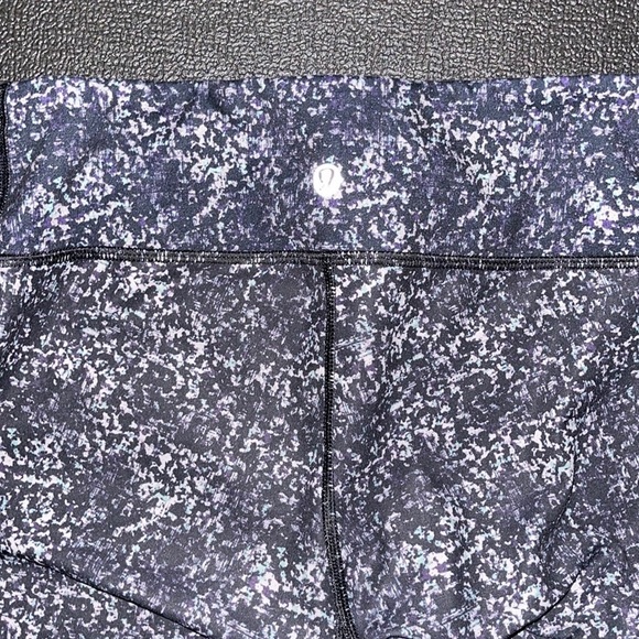 Lululemon Journey Crop Leggings - Picture 11 of 13